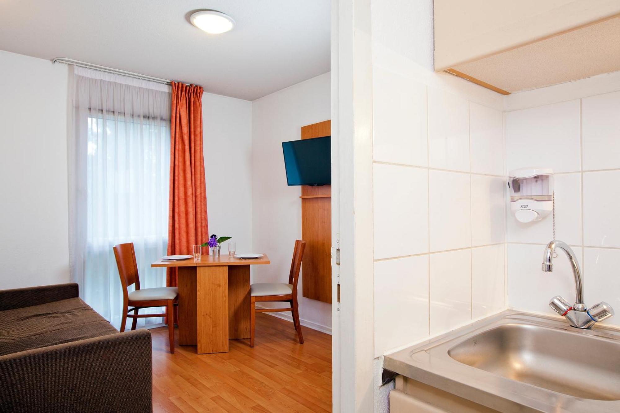 Aparthotel Sejours & Affaires Nantes La Beaujoire Zimmer foto
