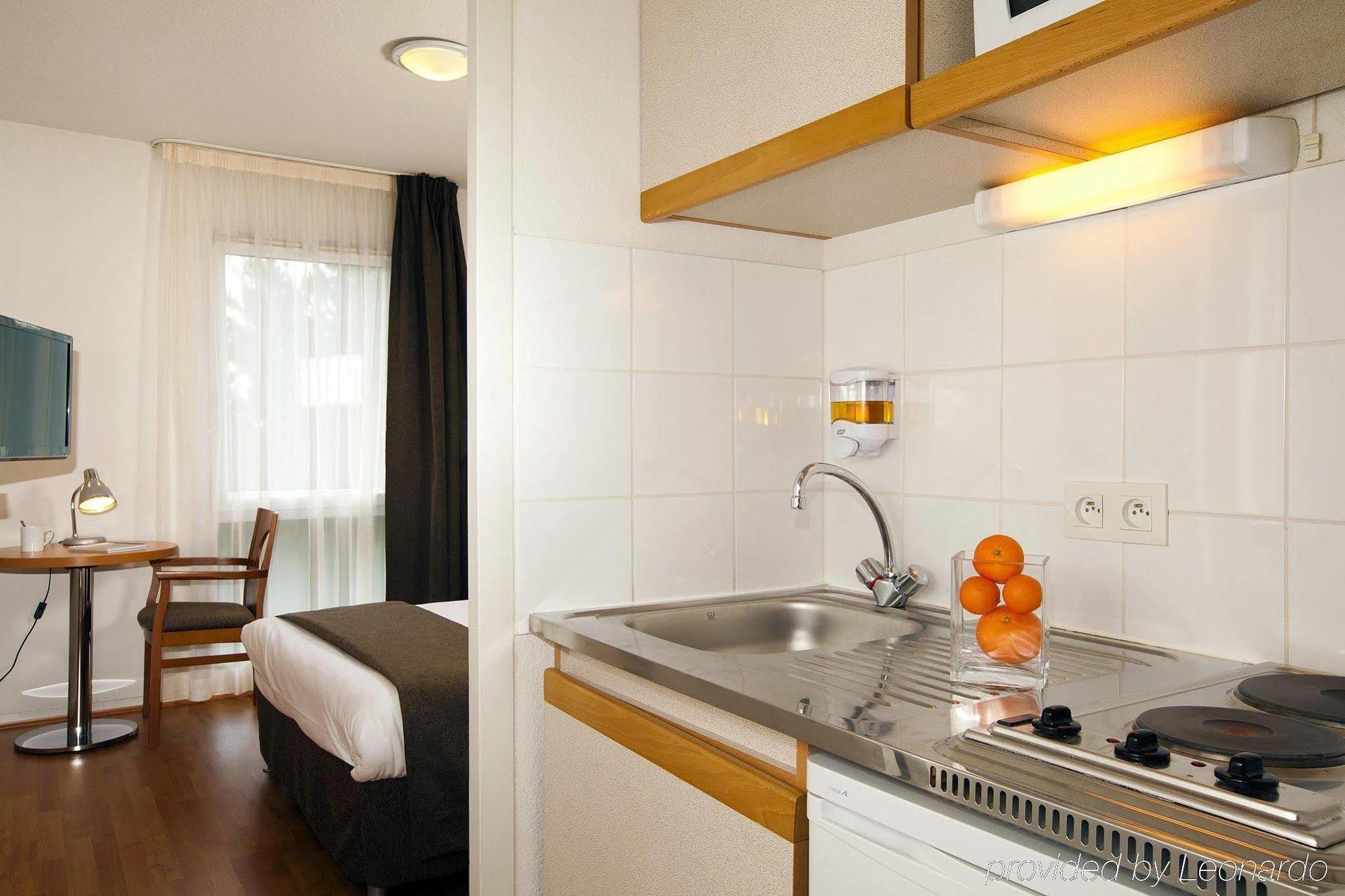 Aparthotel Sejours & Affaires Nantes La Beaujoire Exterior foto