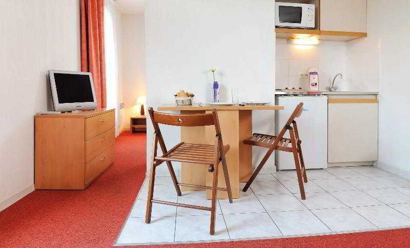 Aparthotel Sejours & Affaires Nantes La Beaujoire Exterior foto